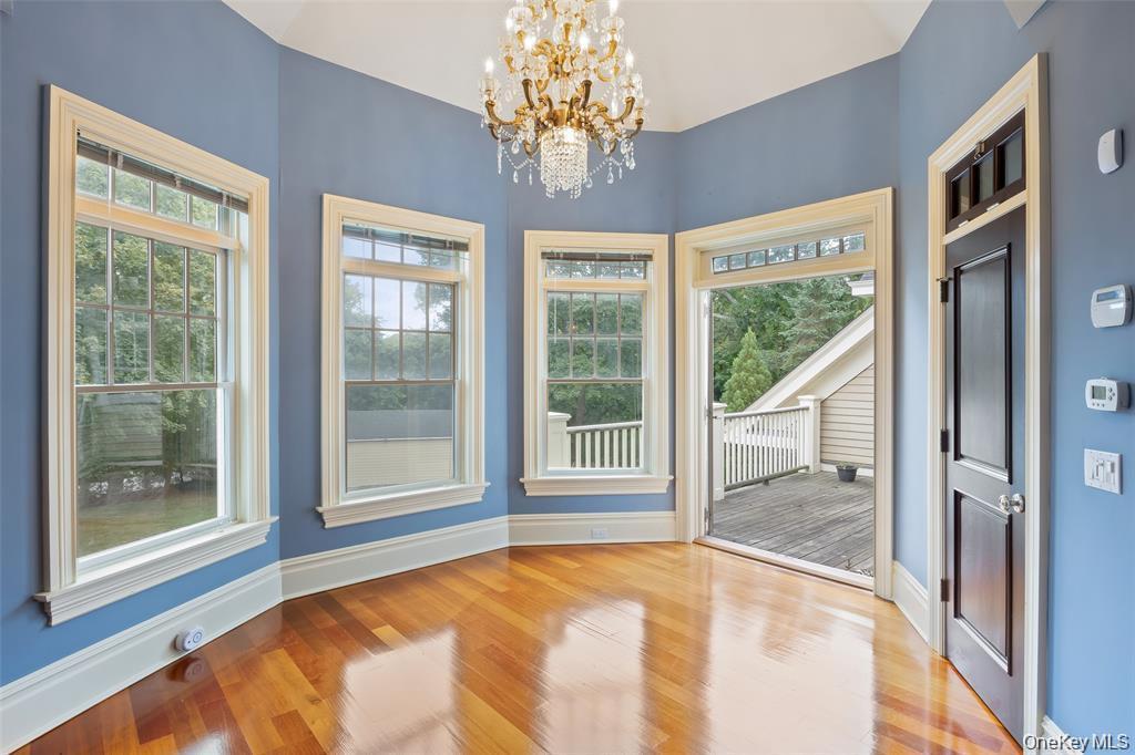 Single Family Brushy Neck Lane Suffolk County, NY 11977, MLS-952388-31