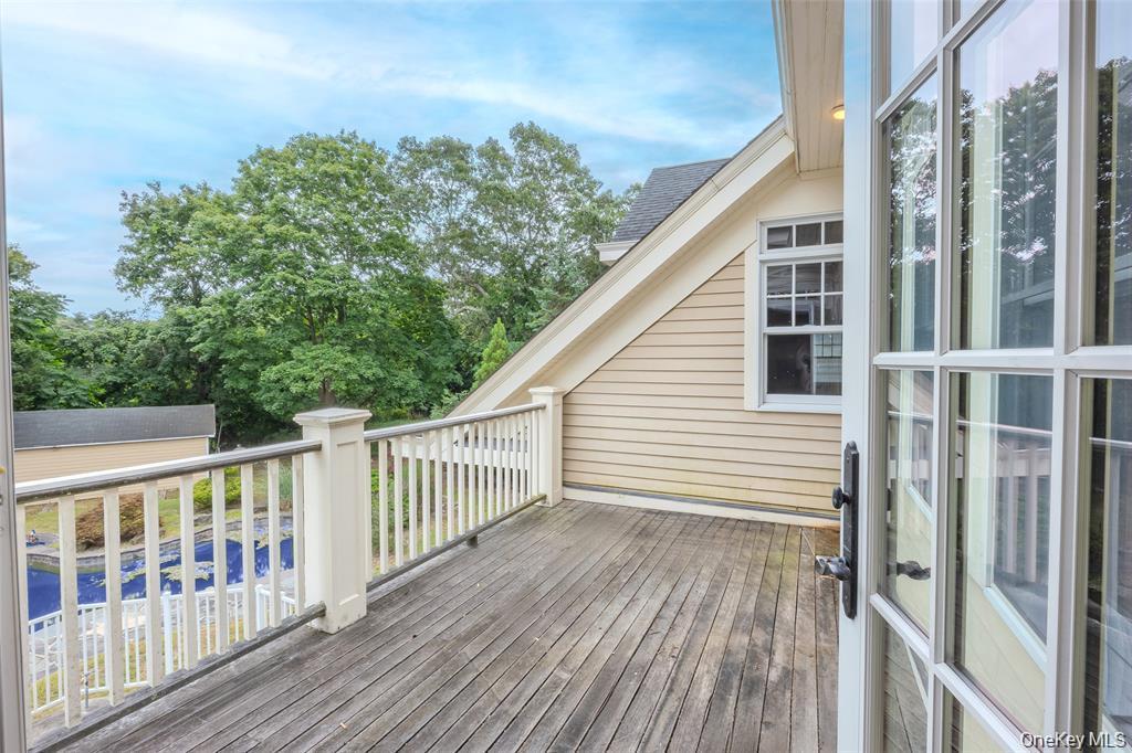 Single Family Brushy Neck Lane Suffolk County, NY 11977, MLS-952388-34