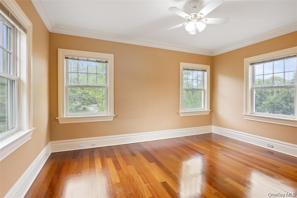 Single Family Brushy Neck Lane Suffolk County, NY 11977, MLS-952388-39