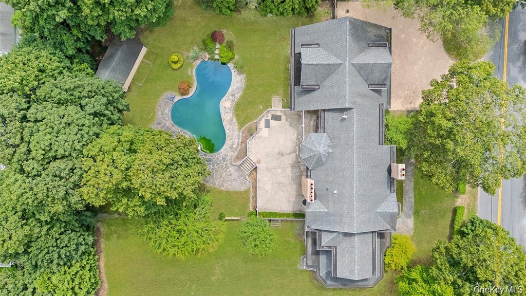 Single Family Brushy Neck Lane  Suffolk County, NY 11977, MLS-952388-50