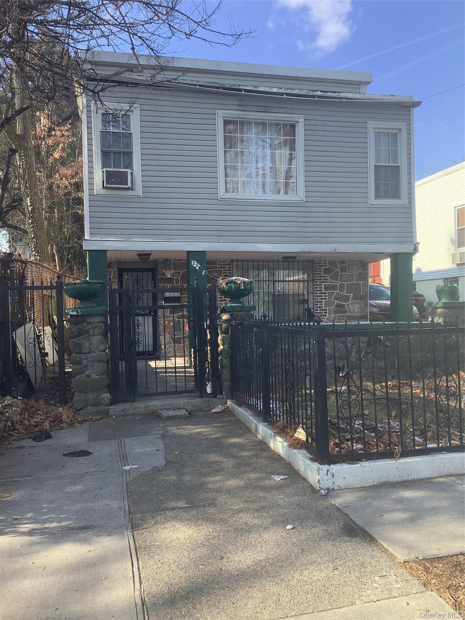 Single Family Bronxwood  Bronx, NY 10469, MLS-952392-2