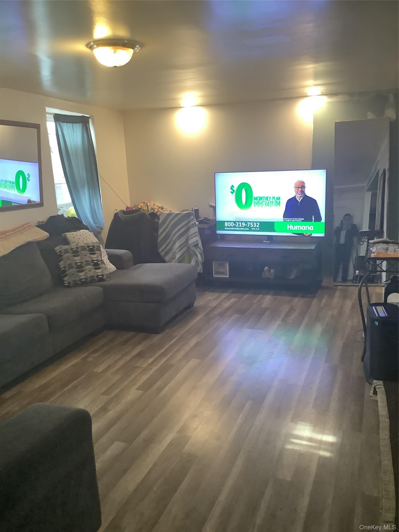 Single Family Bronxwood  Bronx, NY 10469, MLS-952392-7