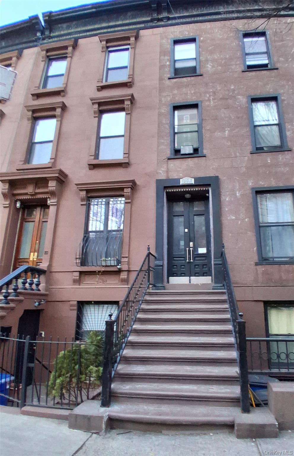 Single Family 131st Manhattan, NY 10027, MLS-952406-10