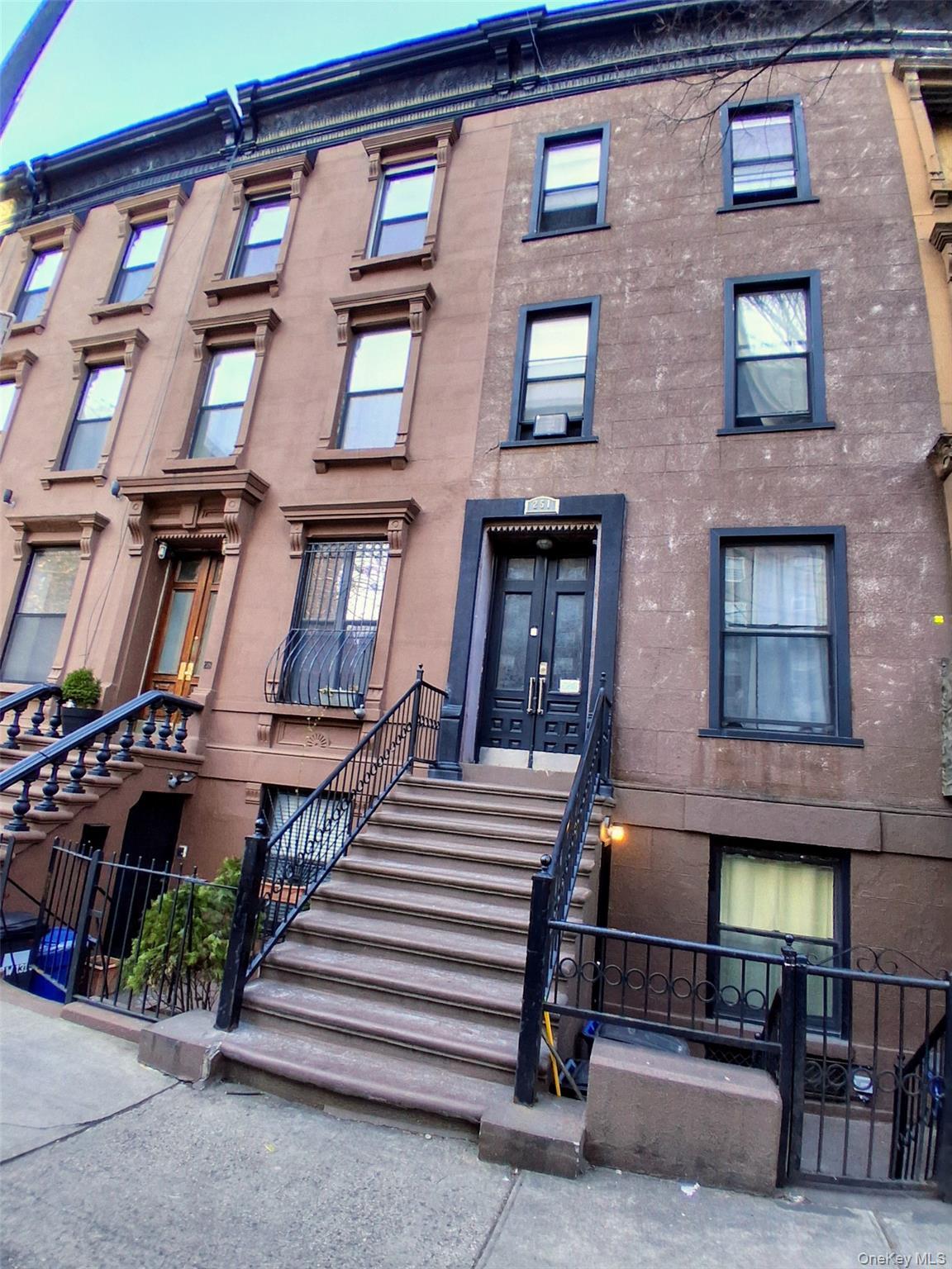 Single Family 131st  Manhattan, NY 10027, MLS-952406-11