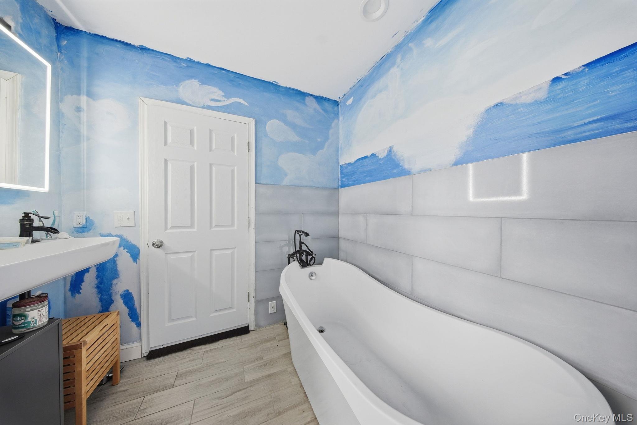 Single Family Martins  Orange County, NY 12746, MLS-952412-16