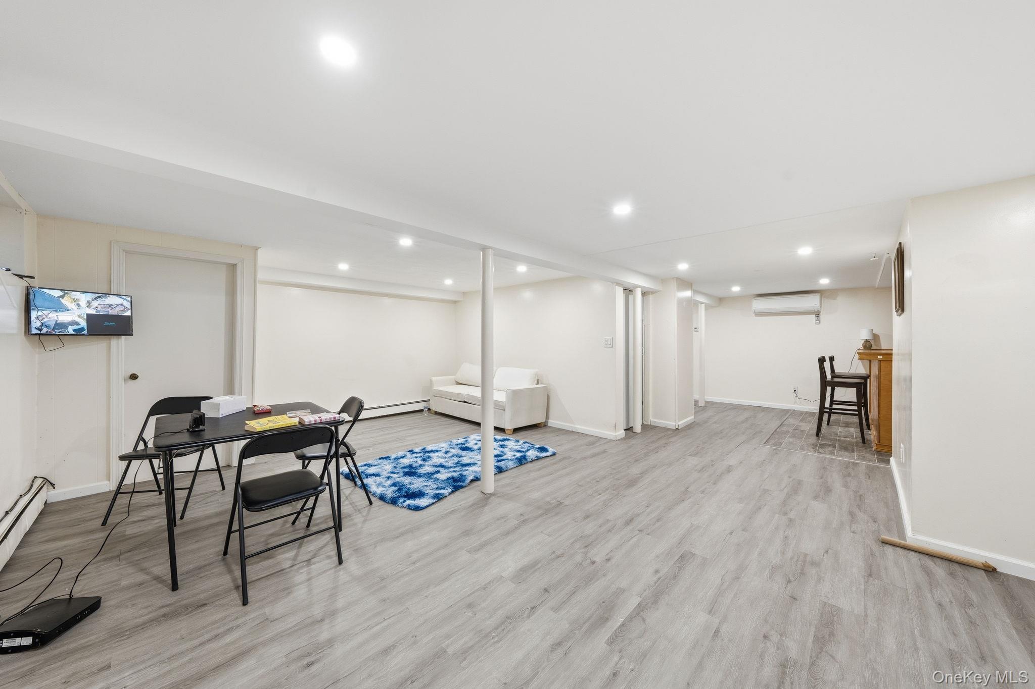 Single Family Union  Nassau County, NY 11563, MLS-952420-21