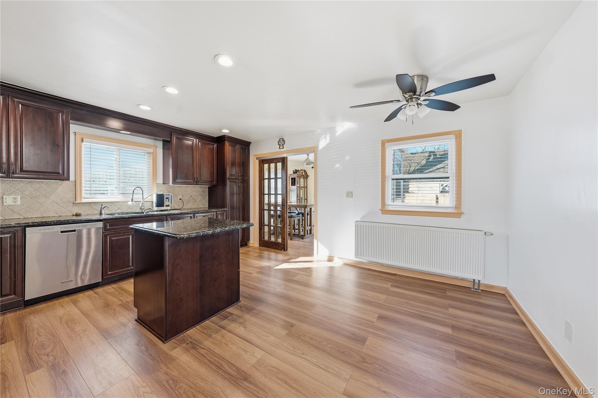 Single Family Union  Nassau County, NY 11563, MLS-952420-4