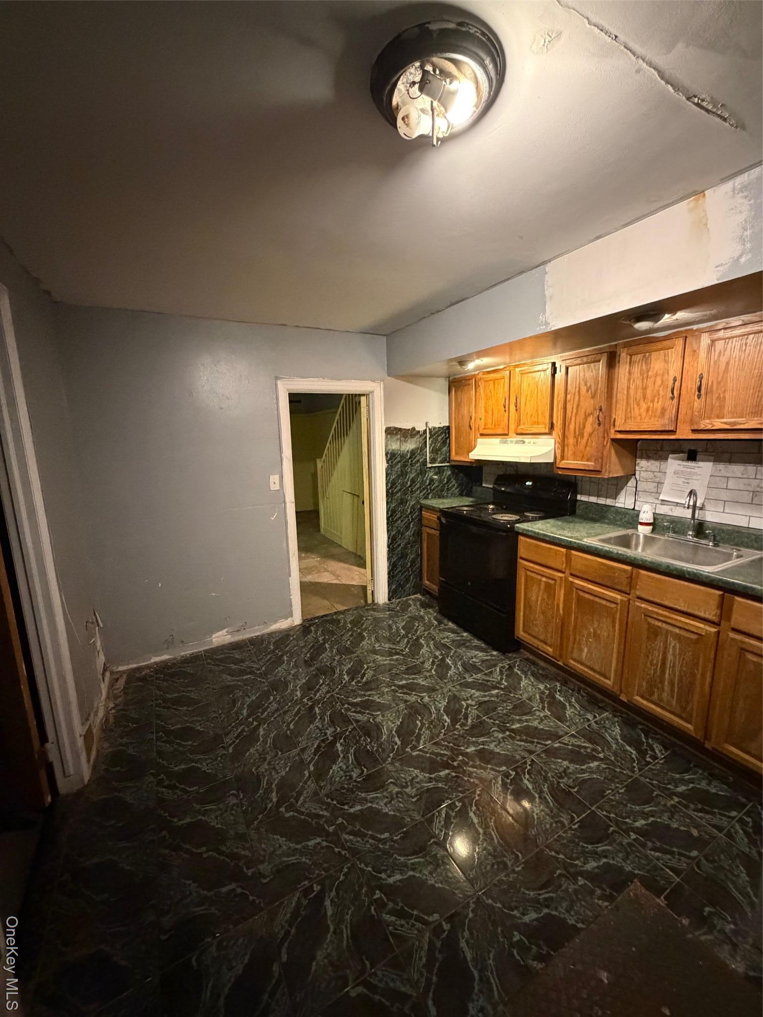 Single Family Kings  Brooklyn, NY 11234, MLS-952432-21