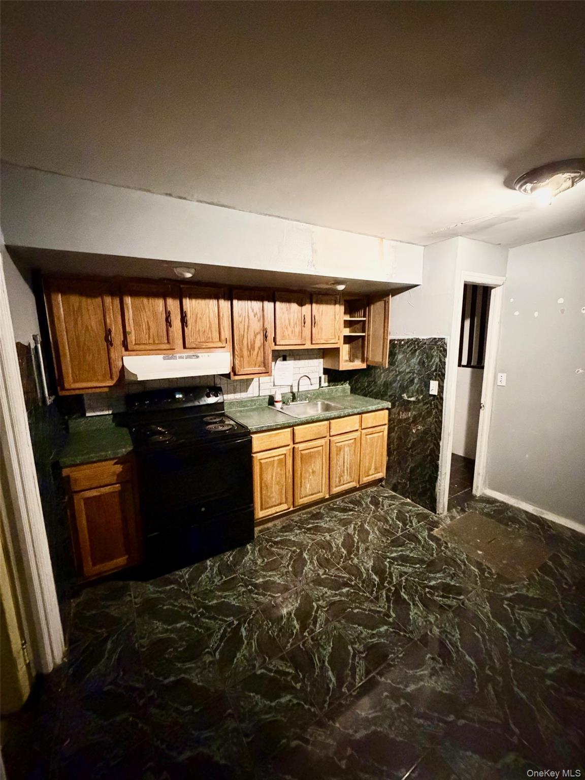 Single Family Kings  Brooklyn, NY 11234, MLS-952432-9