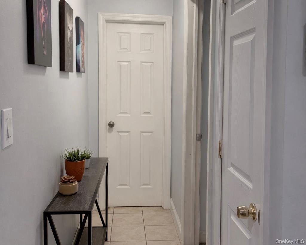 Coop Gauguin  Suffolk County, NY 11953, MLS-952442-7