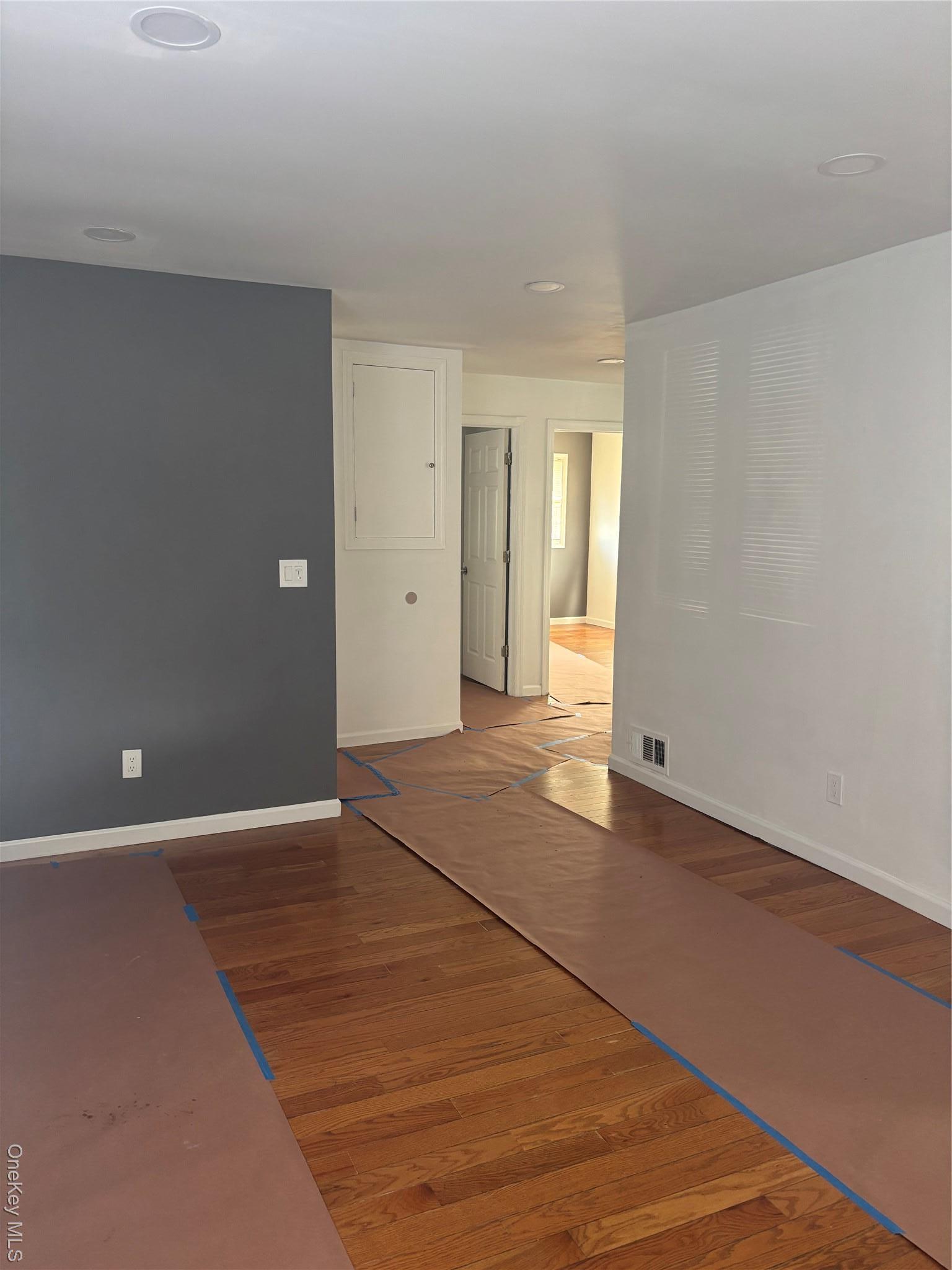 Single Family Albany  Suffolk County, NY 11701, MLS-952451-14