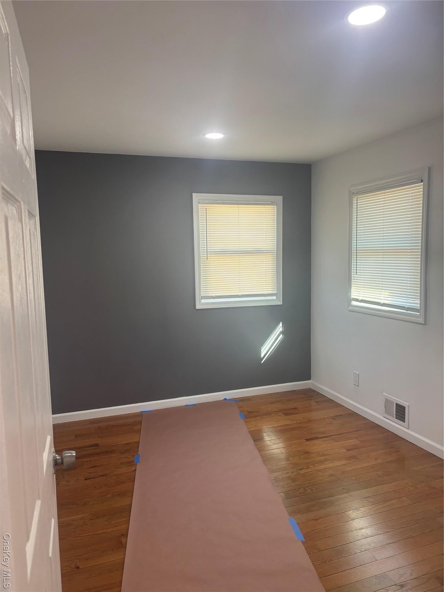 Single Family Albany  Suffolk County, NY 11701, MLS-952451-16