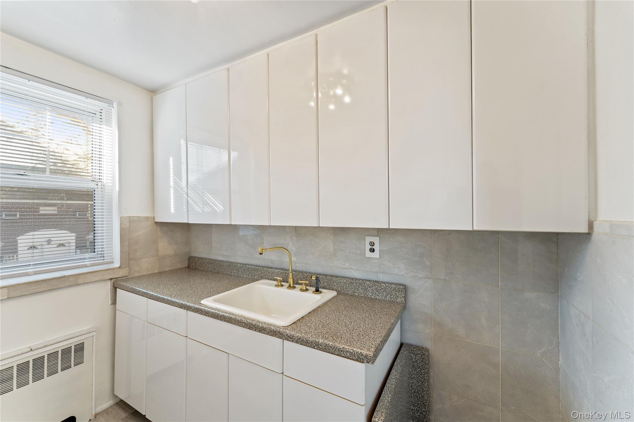 Coop 63rd Avenue  Queens, NY 11362, MLS-952453-7