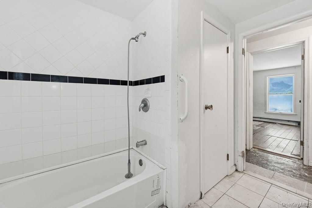 Single Family Elting Corners  Ulster County, NY 12528, MLS-952465-19