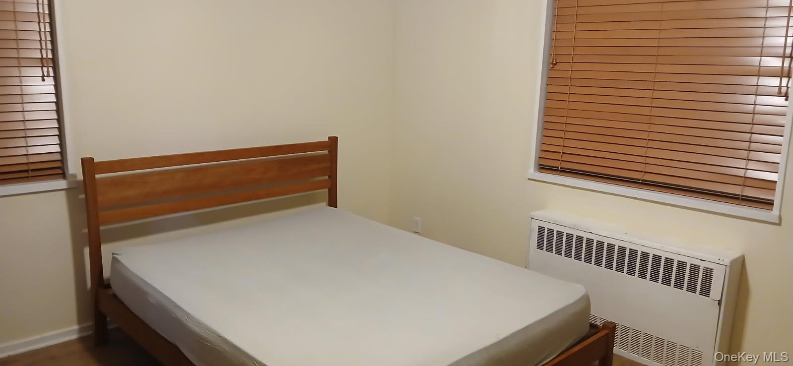 Coop Manor  Queens, NY 11427, MLS-952468-25