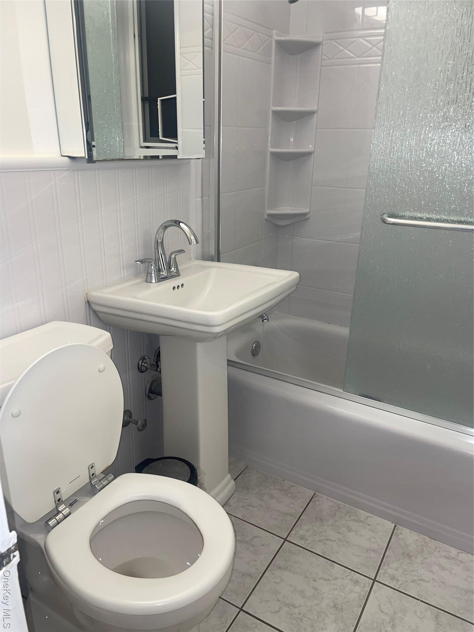 Coop Manor  Queens, NY 11427, MLS-952468-33