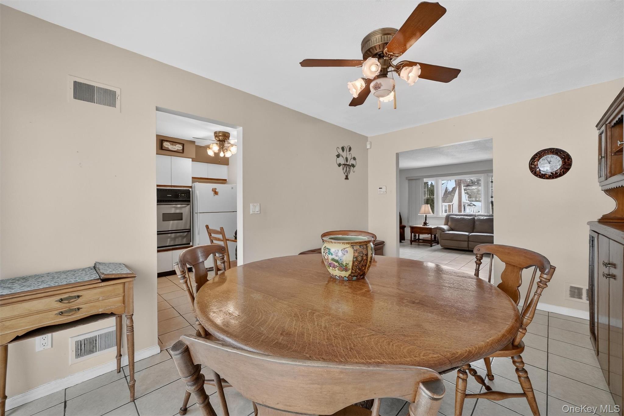 Single Family Grange  Westchester County, NY 10710, MLS-952532-14