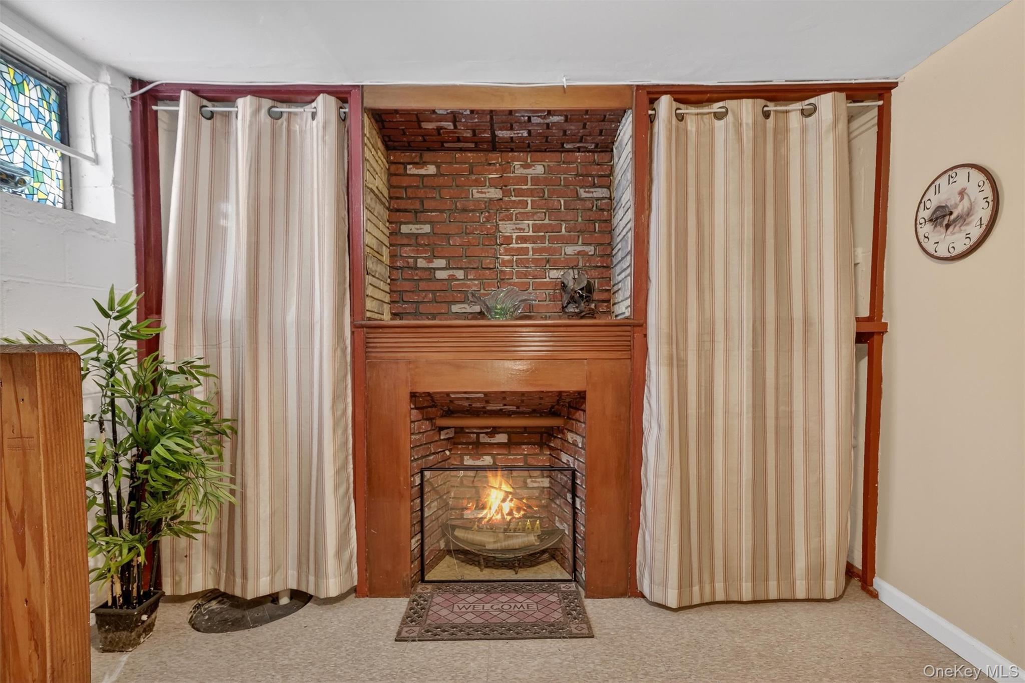 Single Family Grange  Westchester County, NY 10710, MLS-952532-24