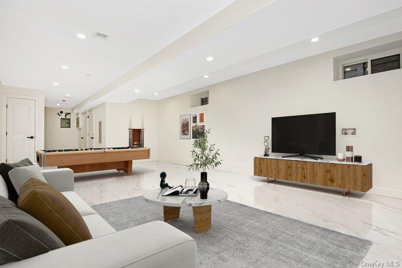 Single Family Guy R Brewer  Queens, NY 11434, MLS-952550-27