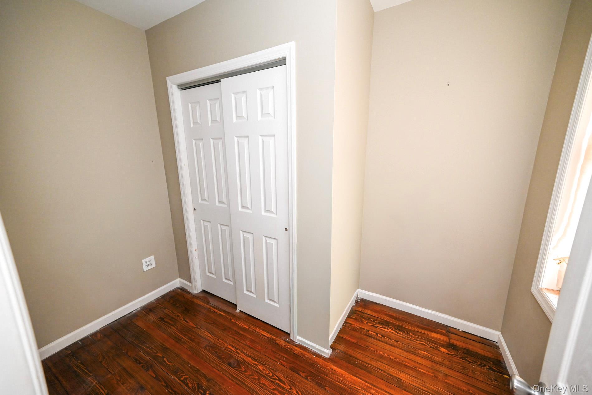 Single Family 82nd  Queens, NY 11385, MLS-952557-32