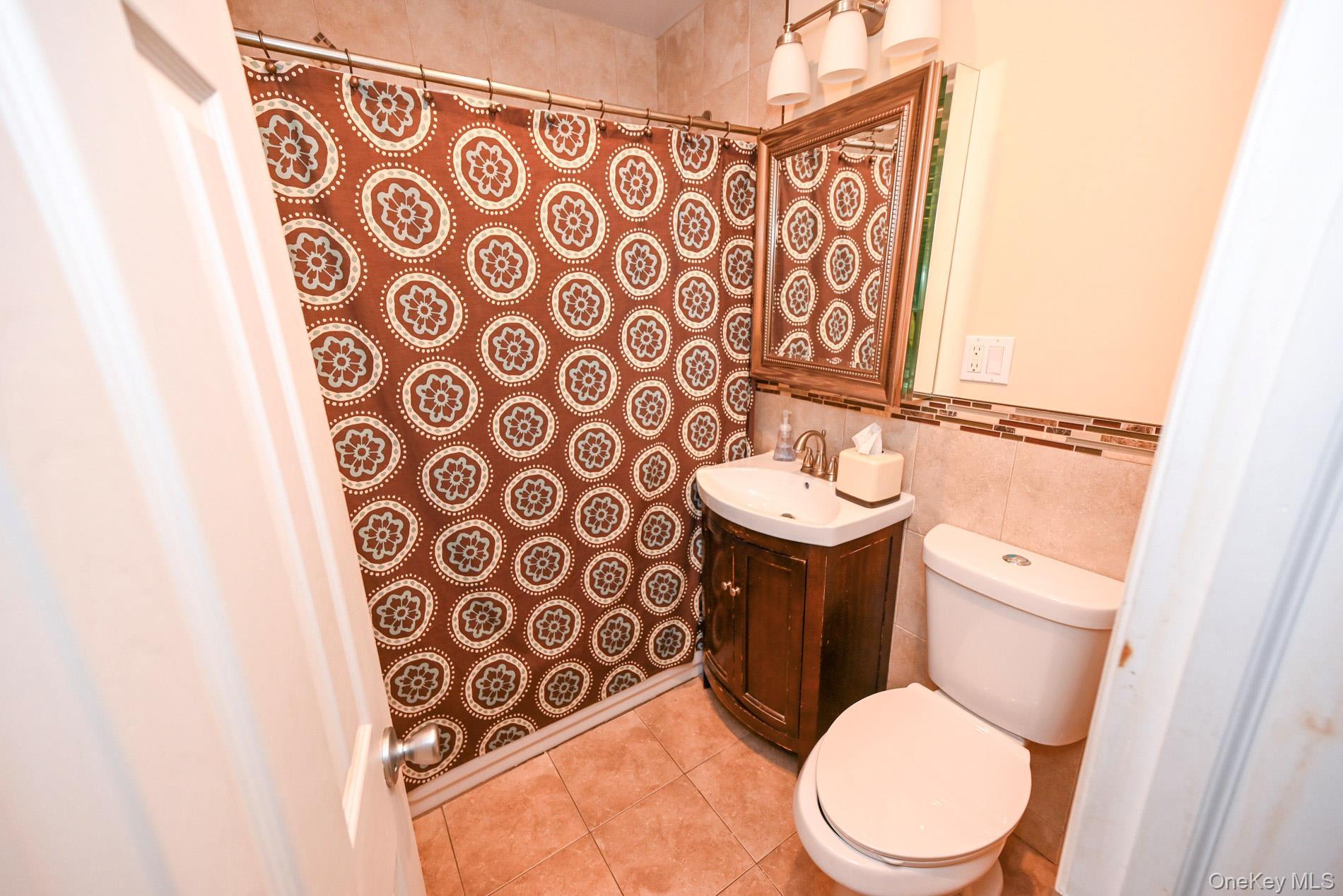 Single Family 82nd  Queens, NY 11385, MLS-952557-40