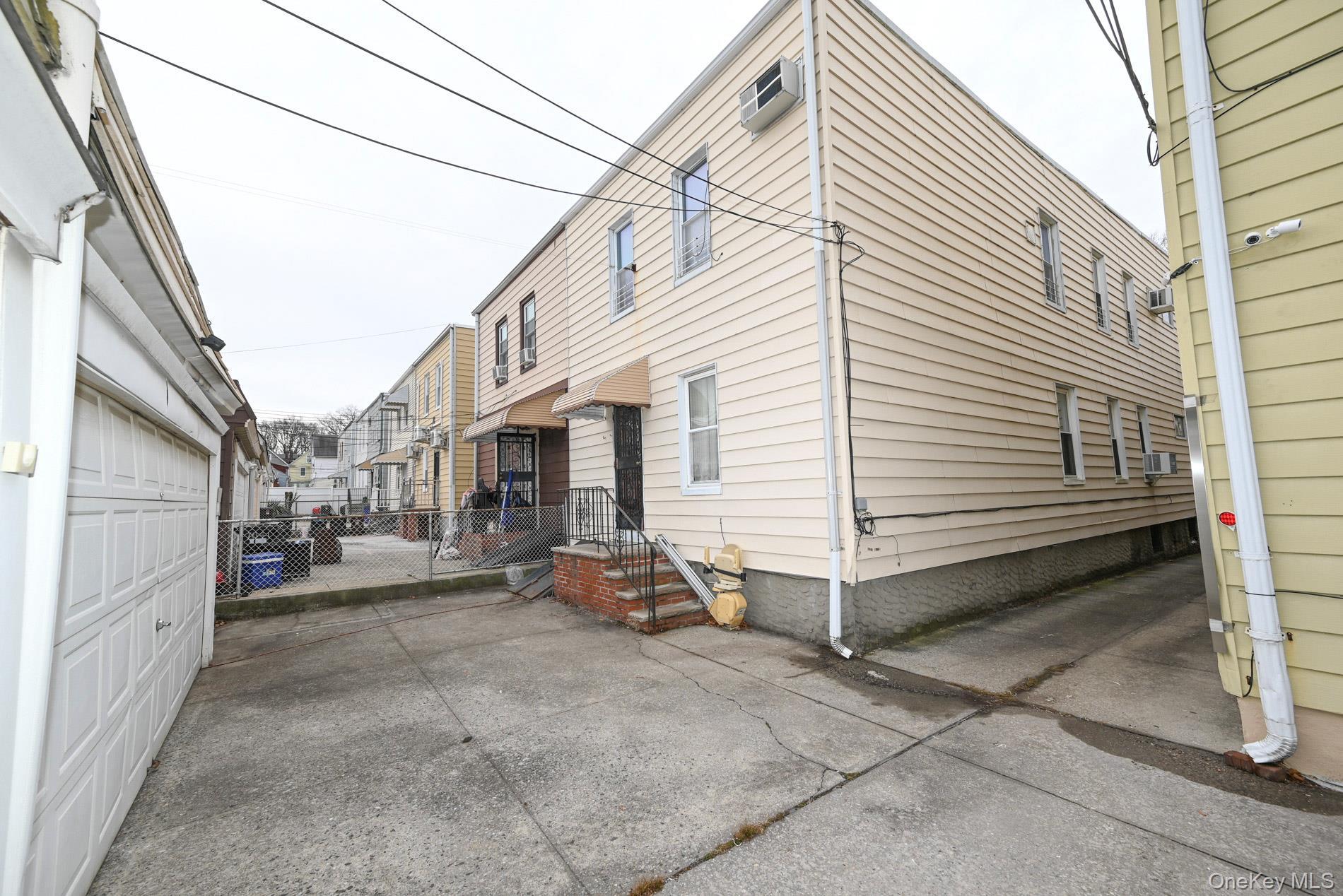 Single Family 82nd  Queens, NY 11385, MLS-952557-5