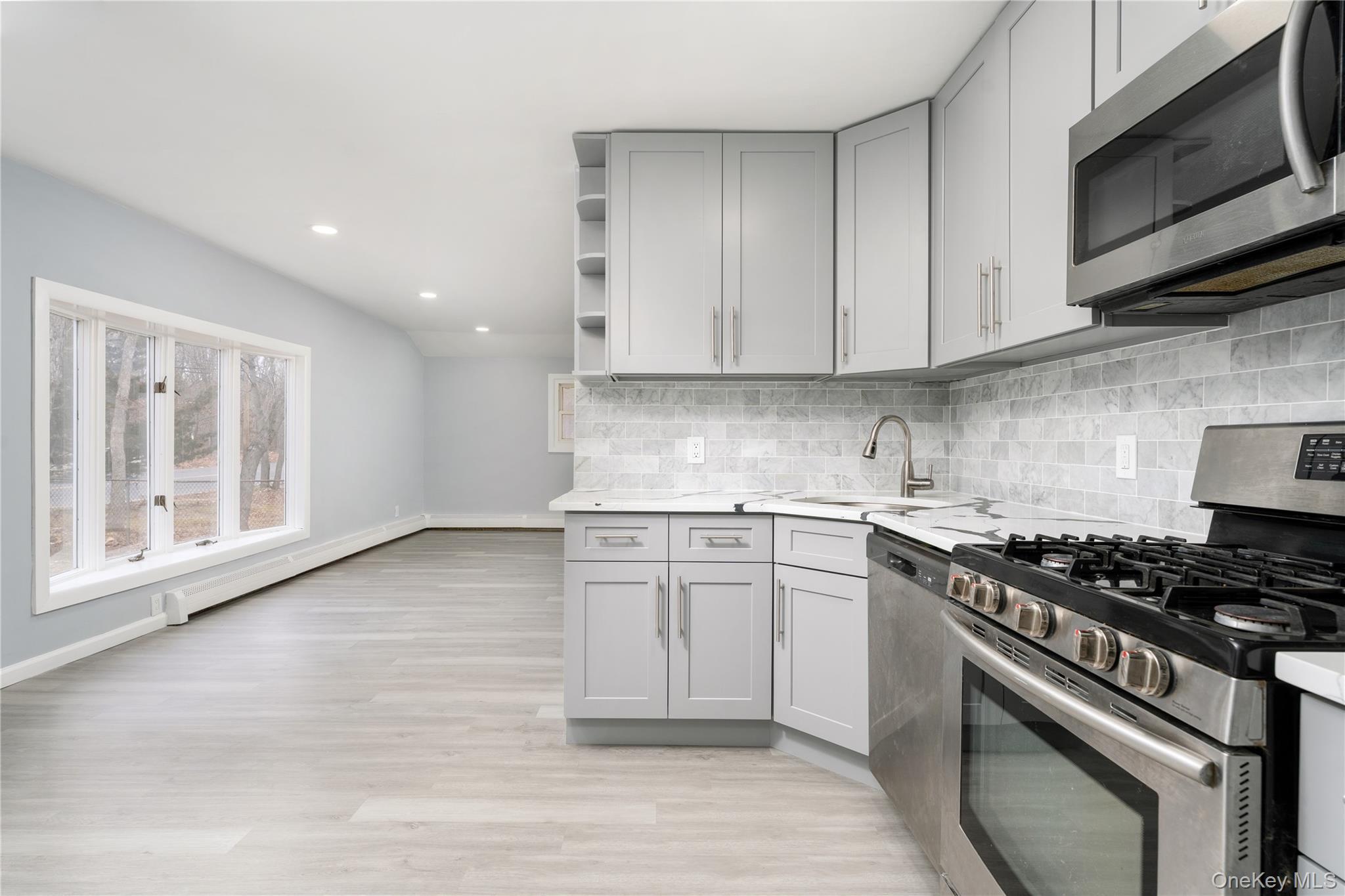 Single Family Hawkins Suffolk County, NY 11720, MLS-952560-6