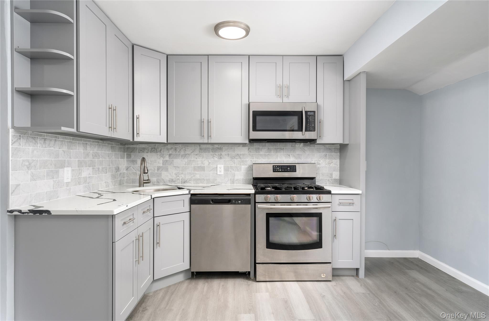 Single Family Hawkins Suffolk County, NY 11720, MLS-952560-7