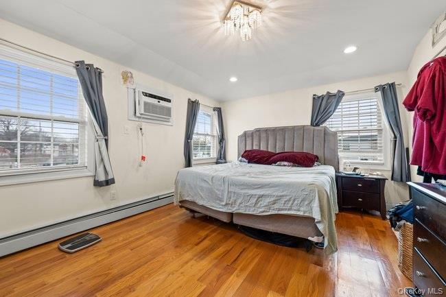 Single Family Edgewood  Queens, NY 11413, MLS-952569-15