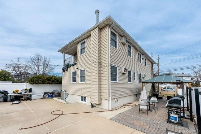 Single Family Edgewood  Queens, NY 11413, MLS-952569-2