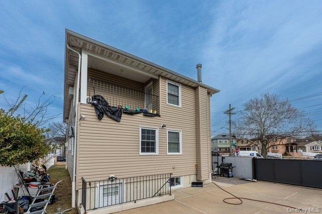 Single Family Edgewood  Queens, NY 11413, MLS-952569-30