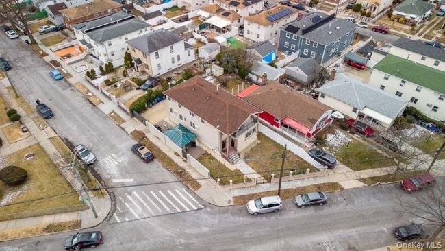 Single Family Edgewood  Queens, NY 11413, MLS-952569-36