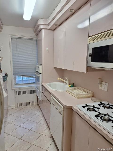 Coop Central Nassau County, NY 11559, MLS-952578-11