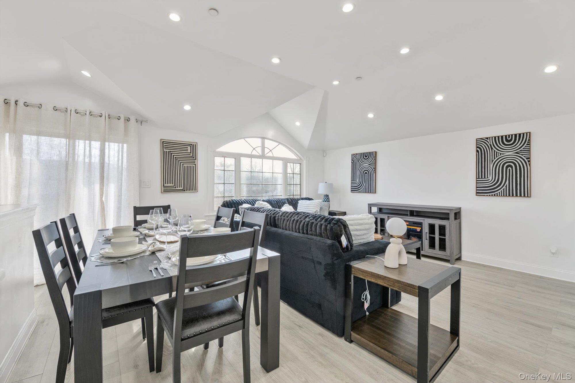 Single Family 224th  Queens, NY 11413, MLS-952579-3