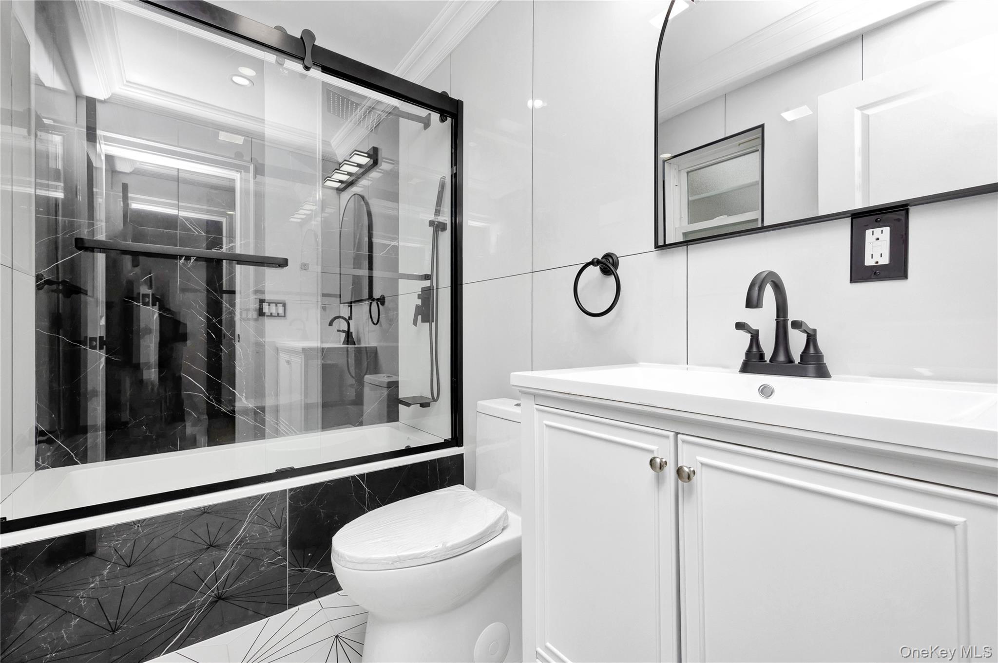 Single Family Guy R Brewer Queens, NY 11434, MLS-952580-22