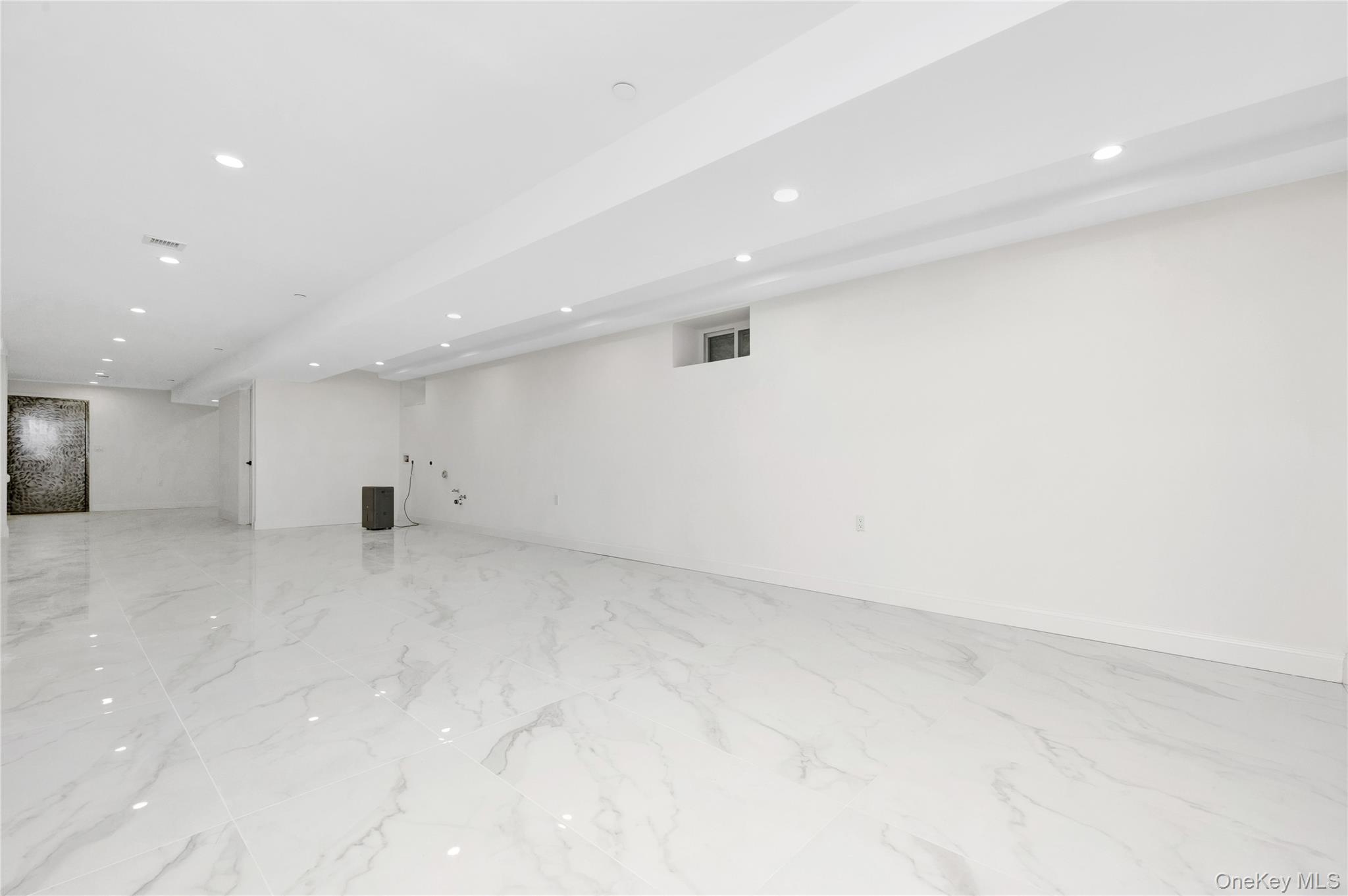 Single Family Guy R Brewer Queens, NY 11434, MLS-952580-24