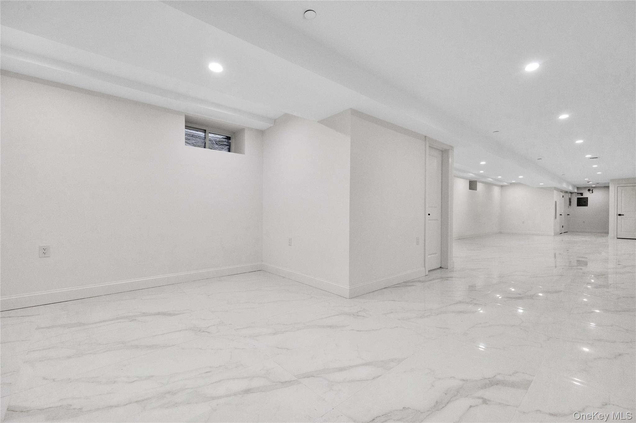 Single Family Guy R Brewer Queens, NY 11434, MLS-952580-28