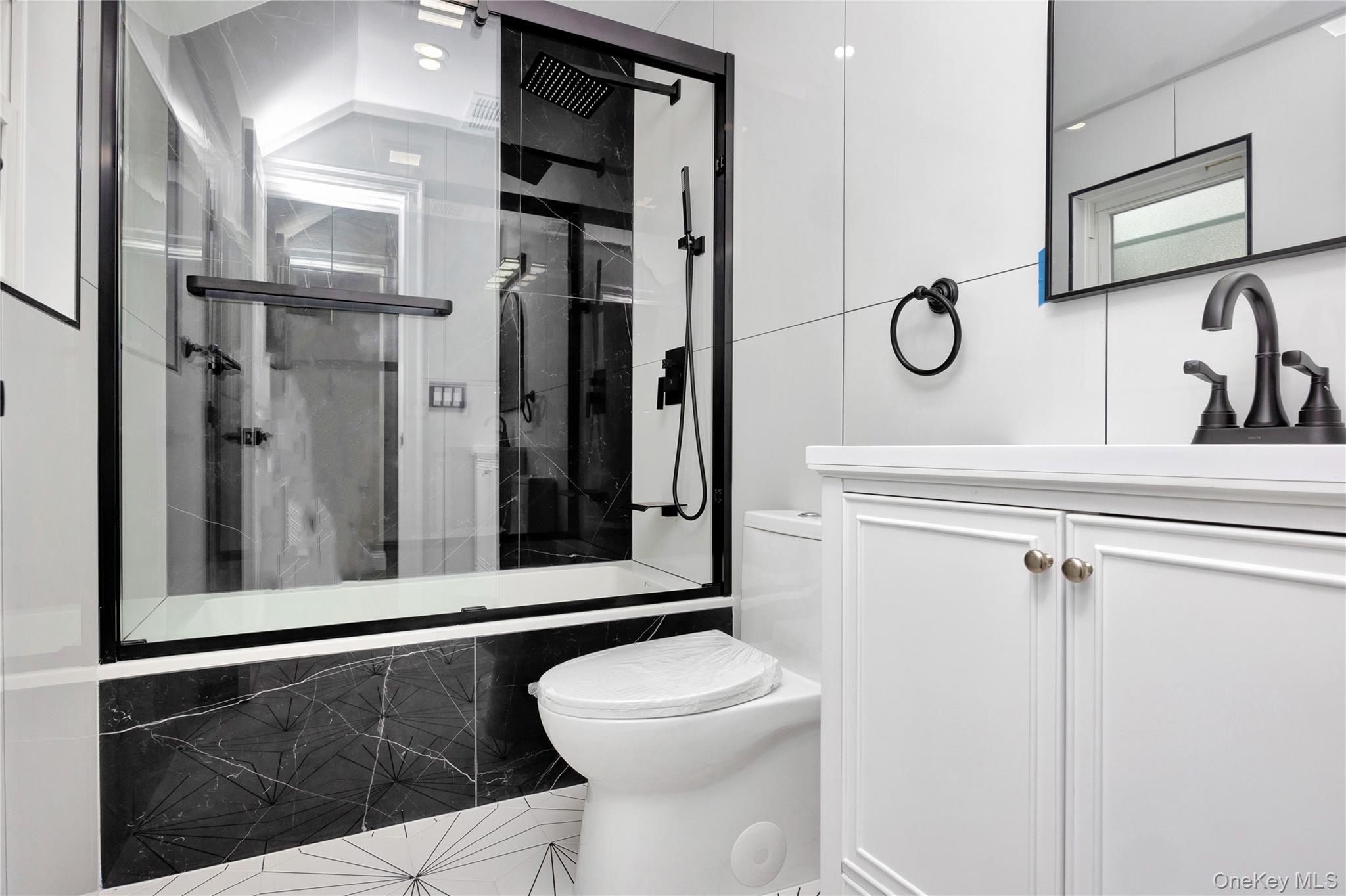 Single Family Guy R Brewer Queens, NY 11434, MLS-952580-44