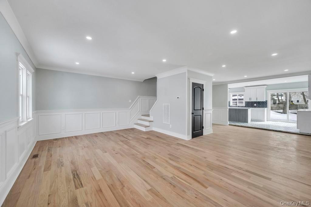Single Family Lincoln  Suffolk County, NY 11752, MLS-952596-5
