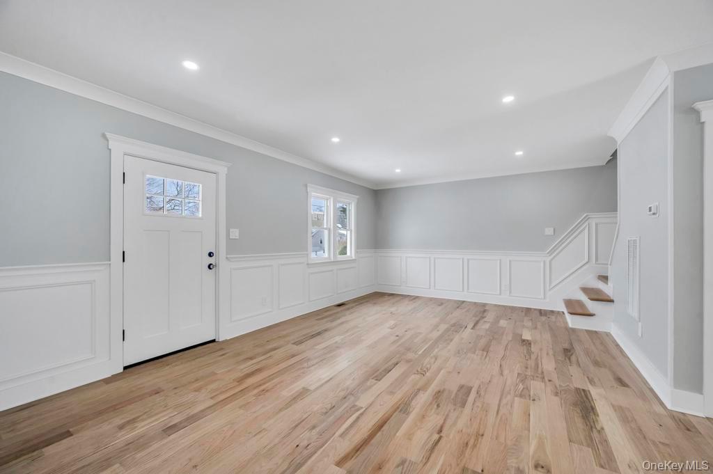 Single Family Lincoln  Suffolk County, NY 11752, MLS-952596-6