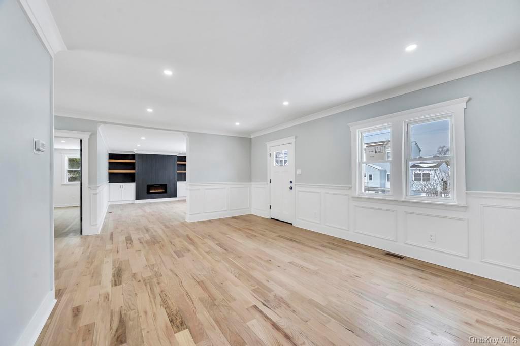 Single Family Lincoln  Suffolk County, NY 11752, MLS-952596-7