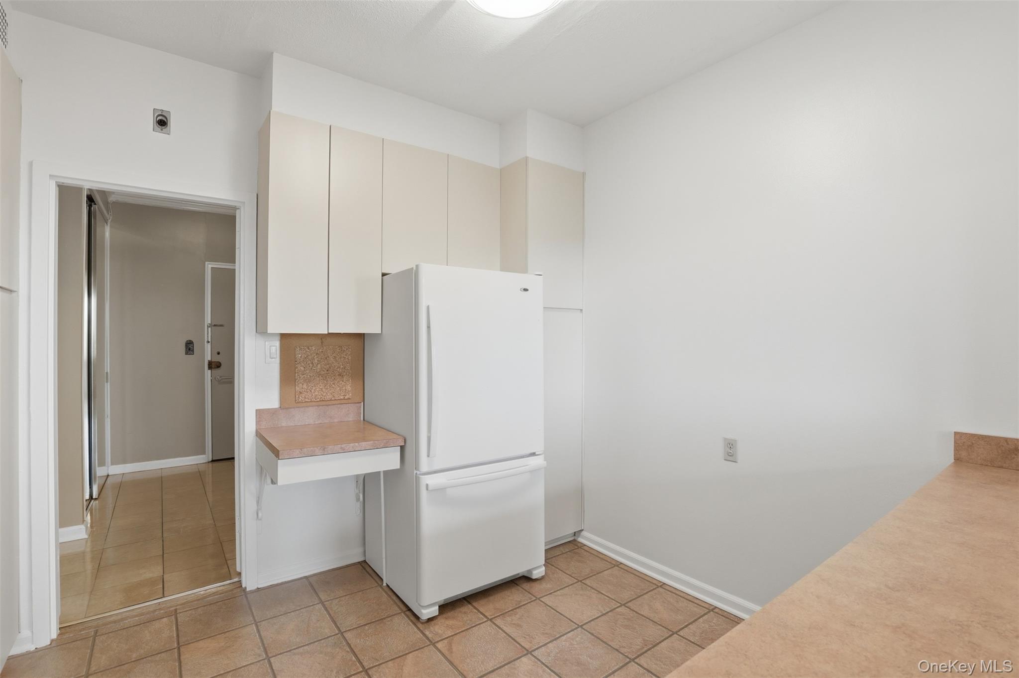 Coop Rockledge Westchester County, NY 10562, MLS-952645-10