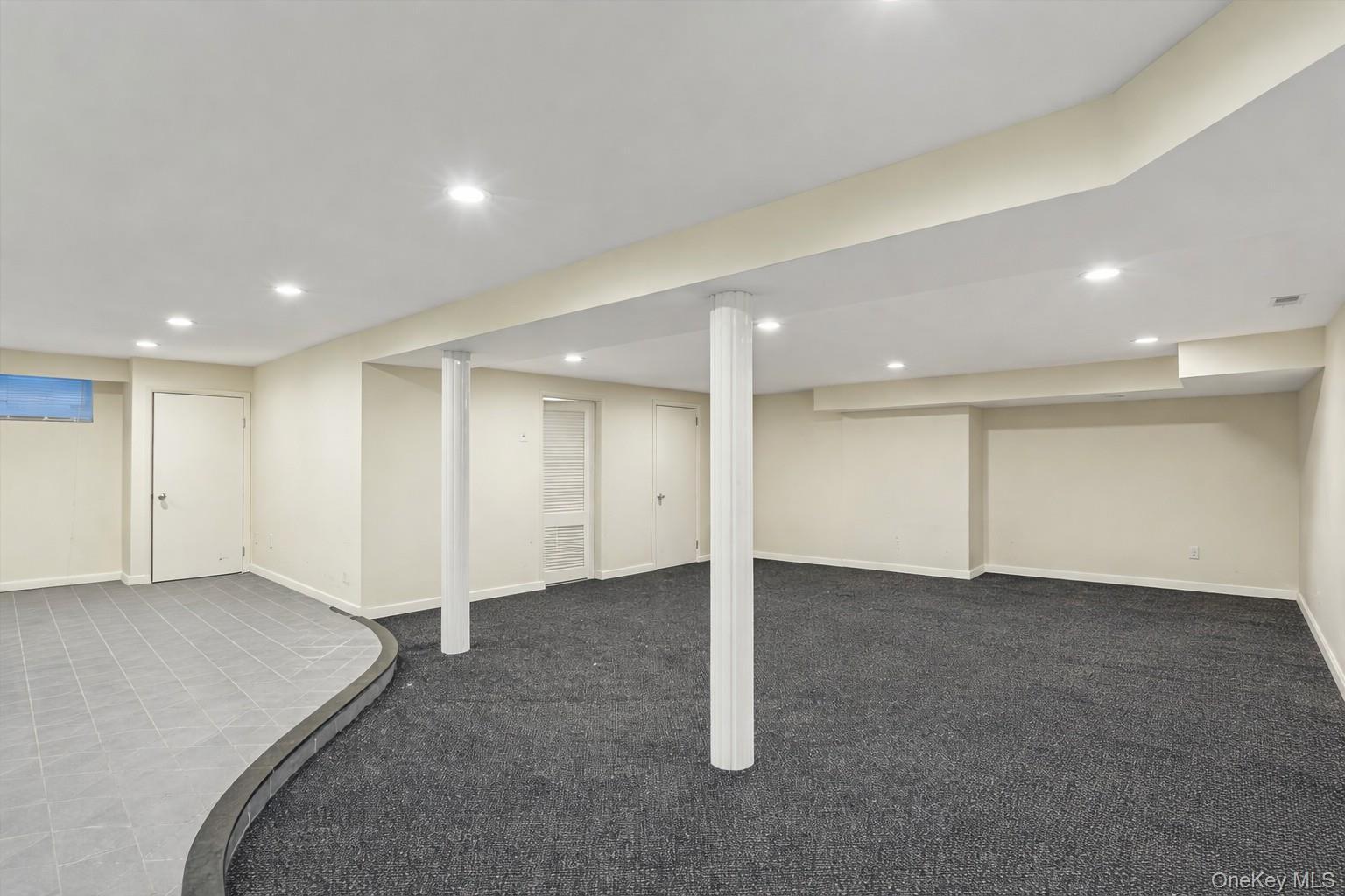 Single Family 28th  Queens, NY 11360, MLS-952670-30