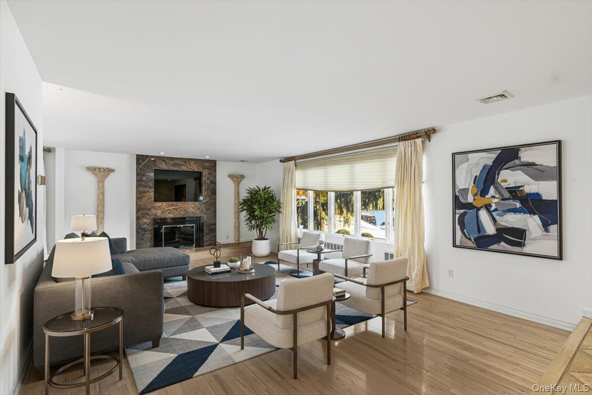 Single Family 28th  Queens, NY 11360, MLS-952670-5