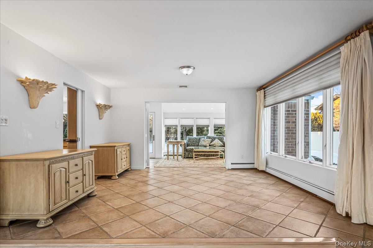 Single Family 28th  Queens, NY 11360, MLS-952670-8