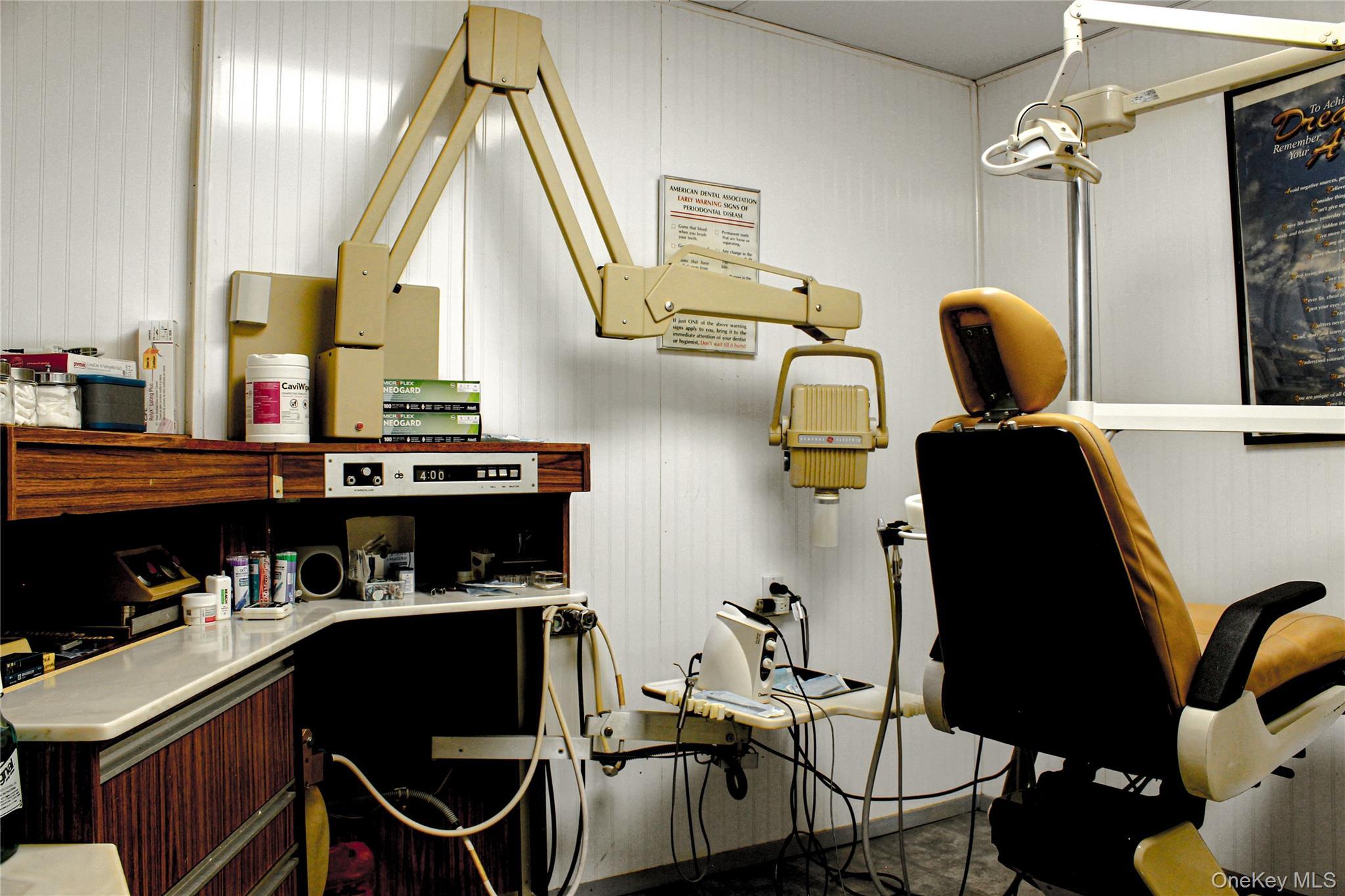 Commercial Sale Crescent  Brooklyn, NY 11208, MLS-952672-3