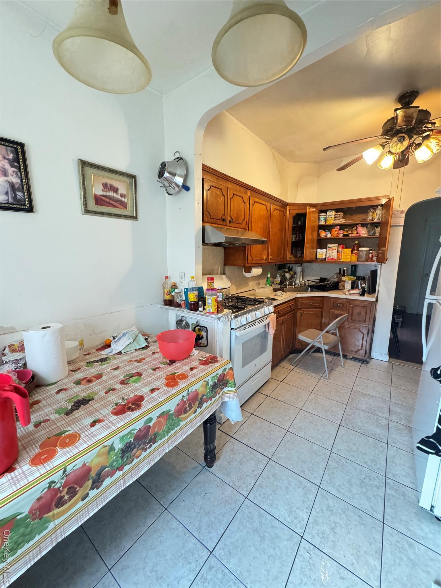 Single Family Calamus Queens, NY 11377, MLS-952675-5