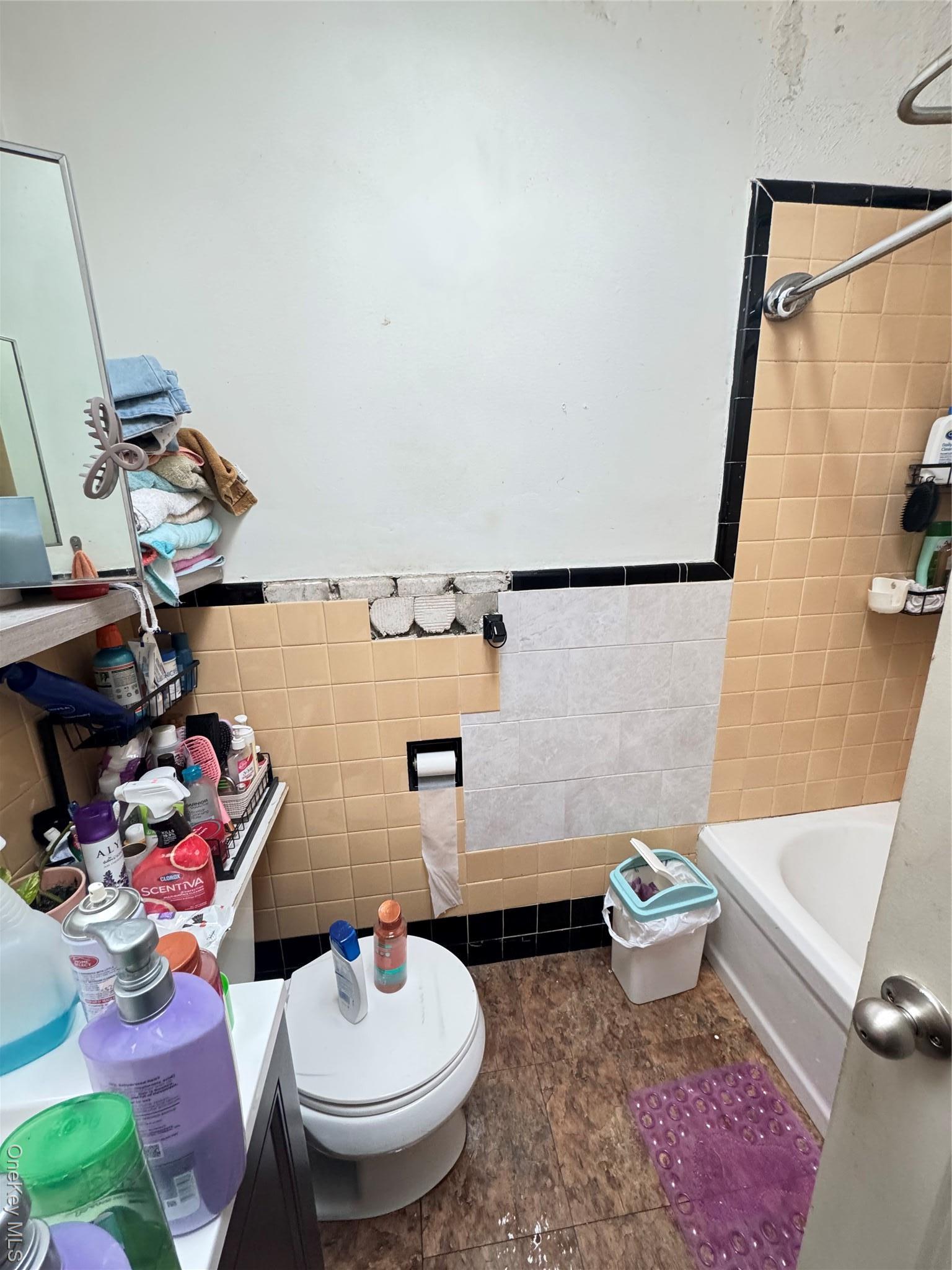 Single Family Calamus Queens, NY 11377, MLS-952675-7