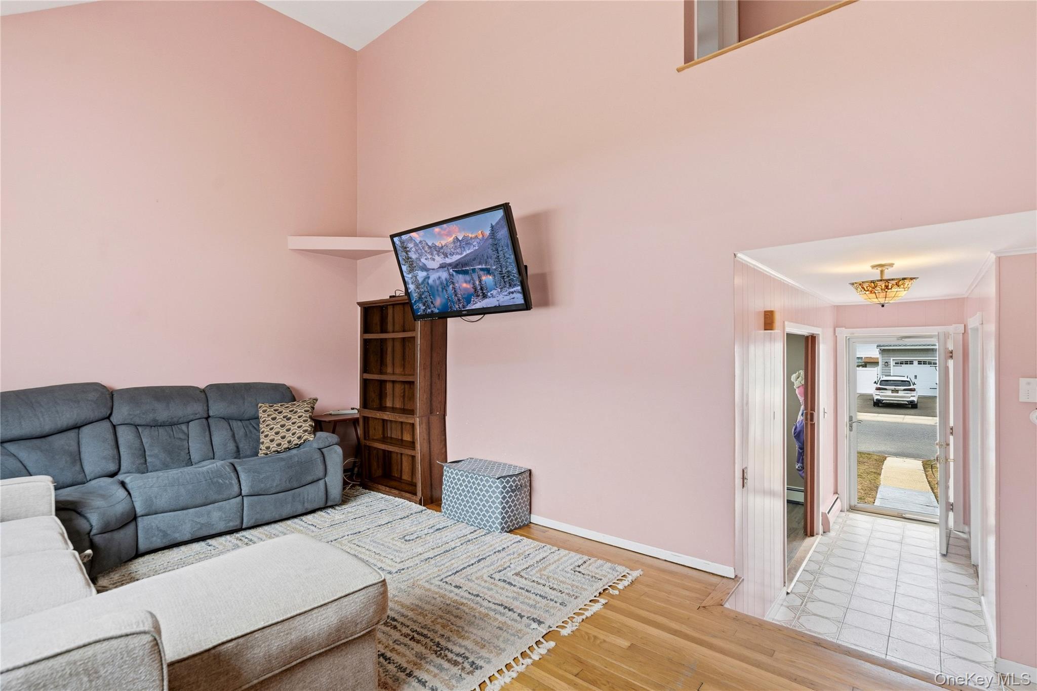 Single Family 28th  Suffolk County, NY 11726, MLS-952704-5