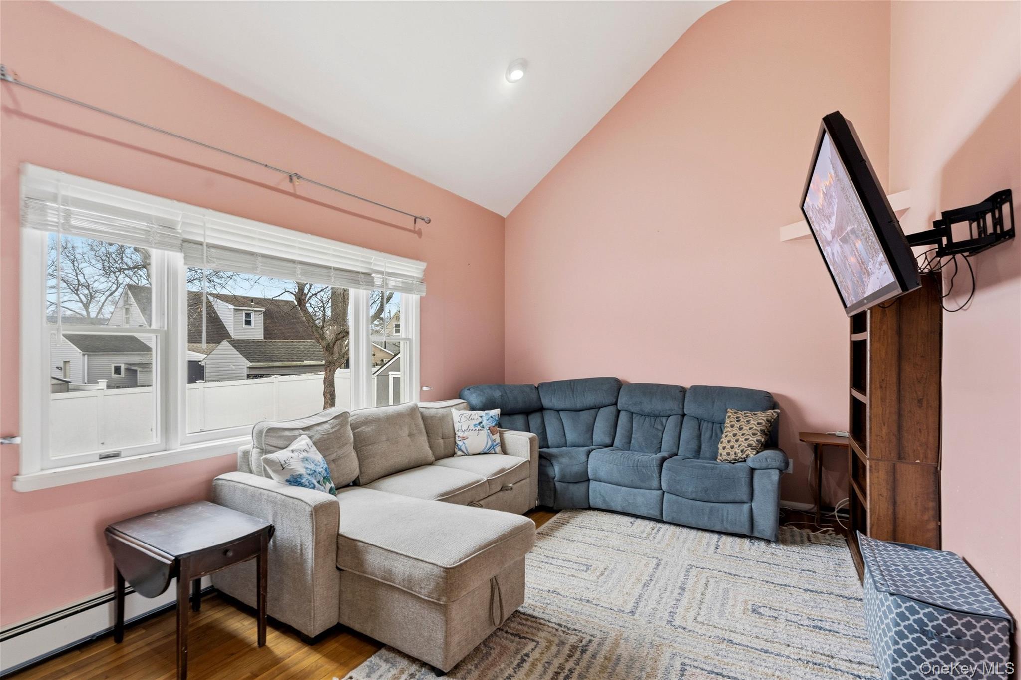 Single Family 28th  Suffolk County, NY 11726, MLS-952704-6